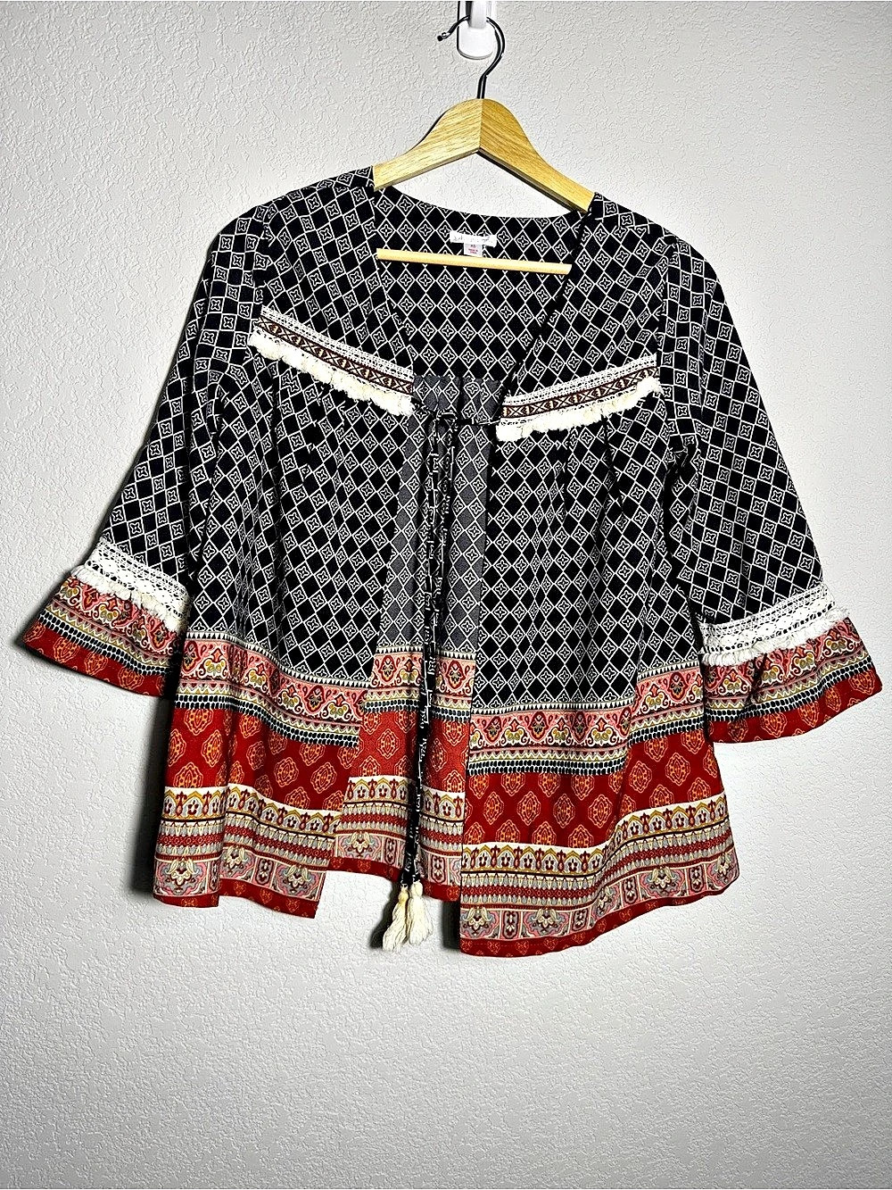 Xhilaration Geometric Blouse in Black & Red Size XS boho festival